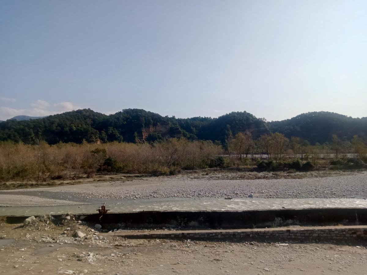 Lime Wood Riverside Resort Jim Corbett National Park Exterior foto