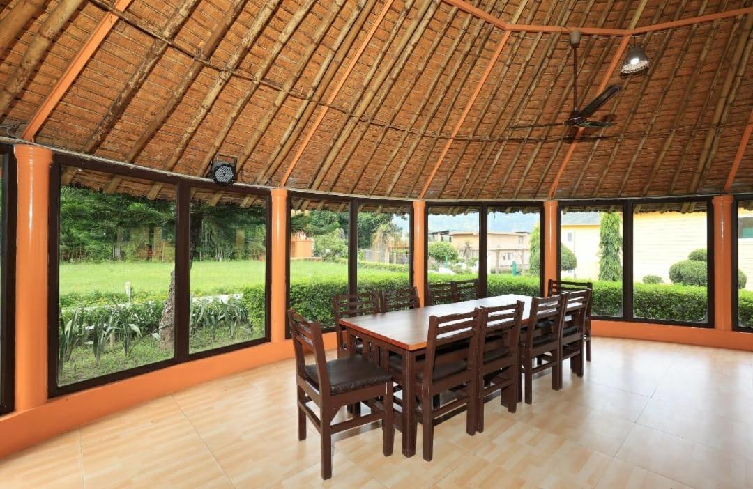 Lime Wood Riverside Resort Jim Corbett National Park Exterior foto